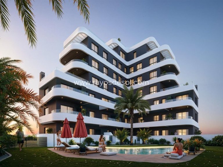 Penthouse for Sale in Guardamar Del Segura, Alicante 4