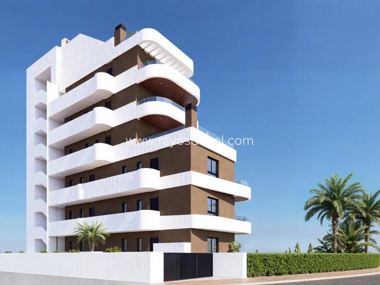 Penthouse for Sale in Guardamar Del Segura, Alicante 8