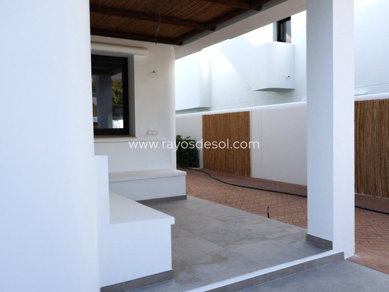 Villa for Sale in Alfas Del Pí, Alicante 13