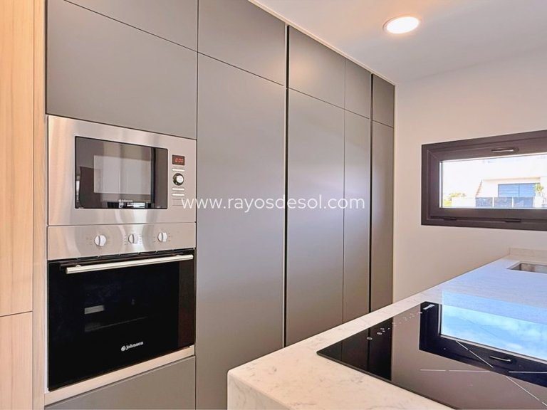 Apartment for Sale in Costa Blanca, Alicante 6