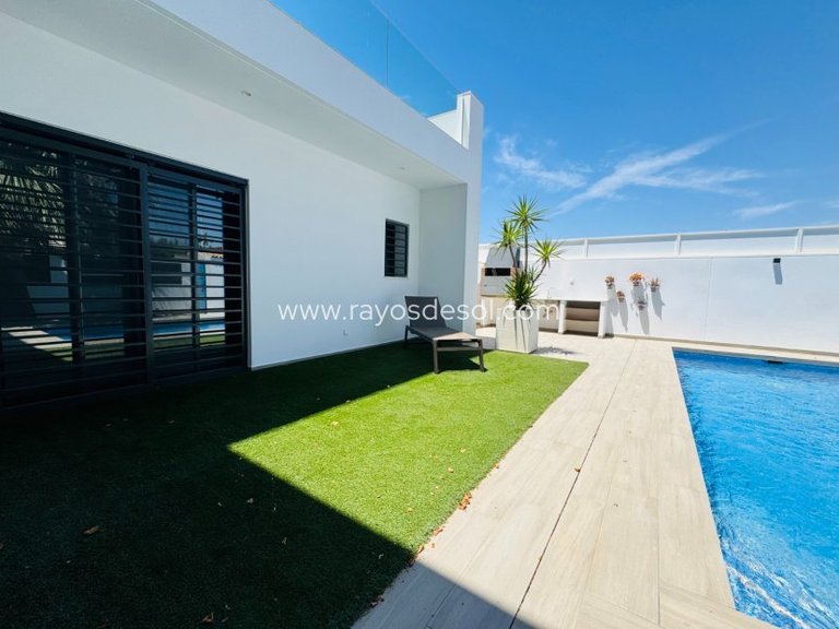Villa for Sale in San Pedro Del Pinatar, Murcia 4