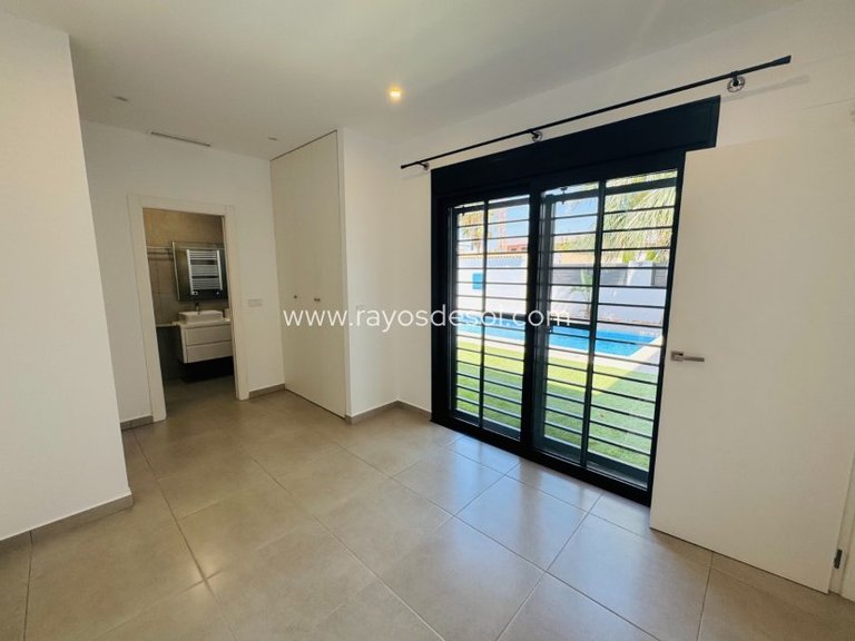 Villa for Sale in San Pedro Del Pinatar, Murcia 17