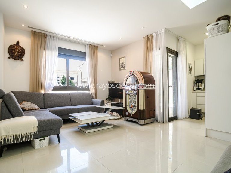 Apartment for Sale in Guardamar Del Segura, Alicante 4