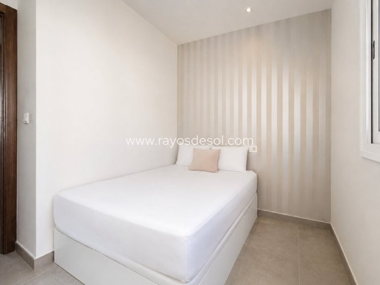 Apartment for Sale in Torrevieja, Alicante 18