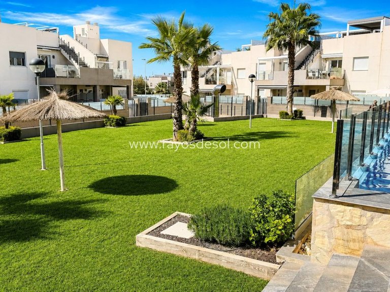 Apartment for Sale in Torrevieja, Alicante 38