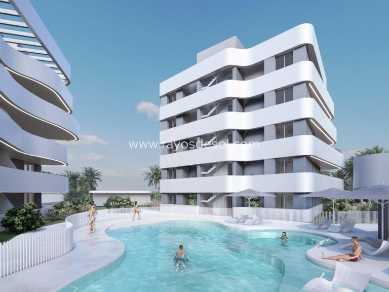 Villa for Sale in Guardamar Del Segura, Alicante 5