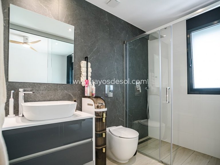 Villa for Sale in Algorfa, Alicante 16