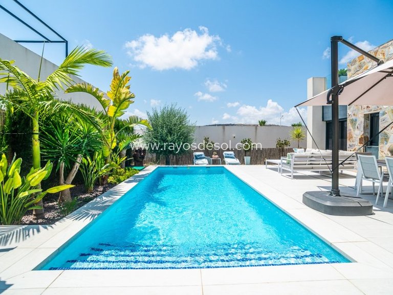 Villa for Sale in Algorfa, Alicante 23