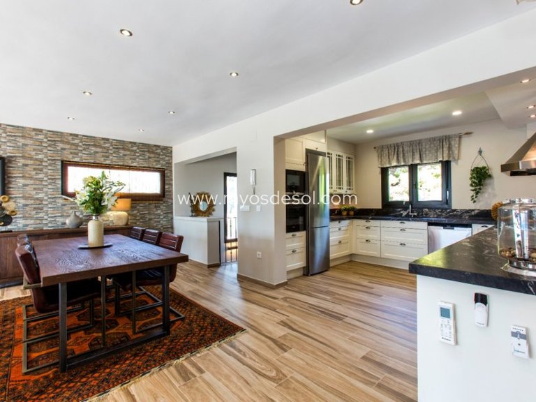 Villa for Sale in Moraira, Alicante 4