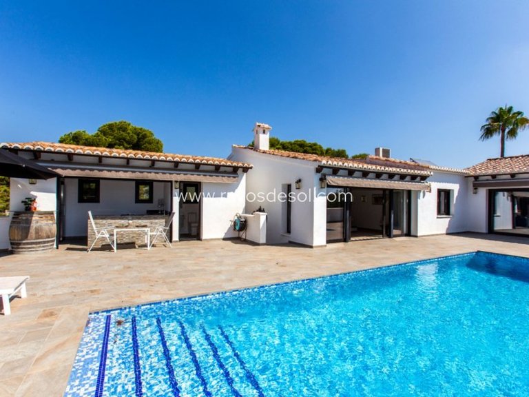 Villa for Sale in Moraira, Alicante 41