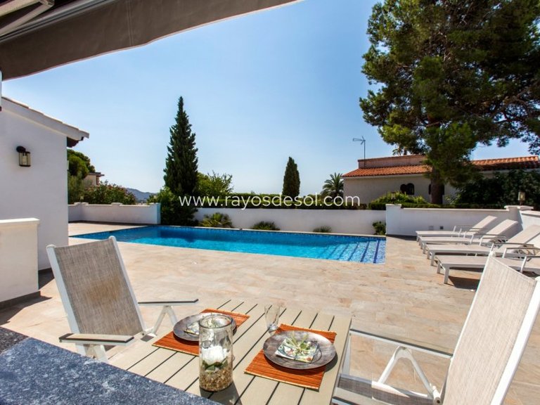 Villa for Sale in Moraira, Alicante 42