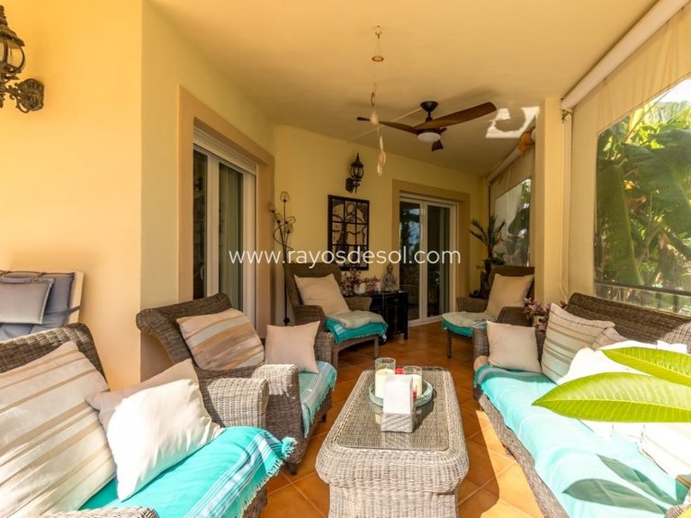 Villa for Sale in Alfas Del Pí, Alicante 12