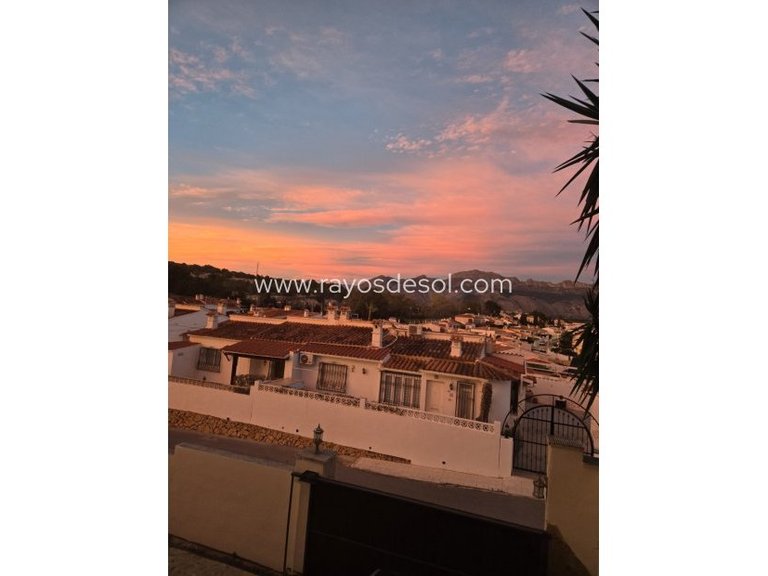 Villa for Sale in Alfas Del Pí, Alicante 27