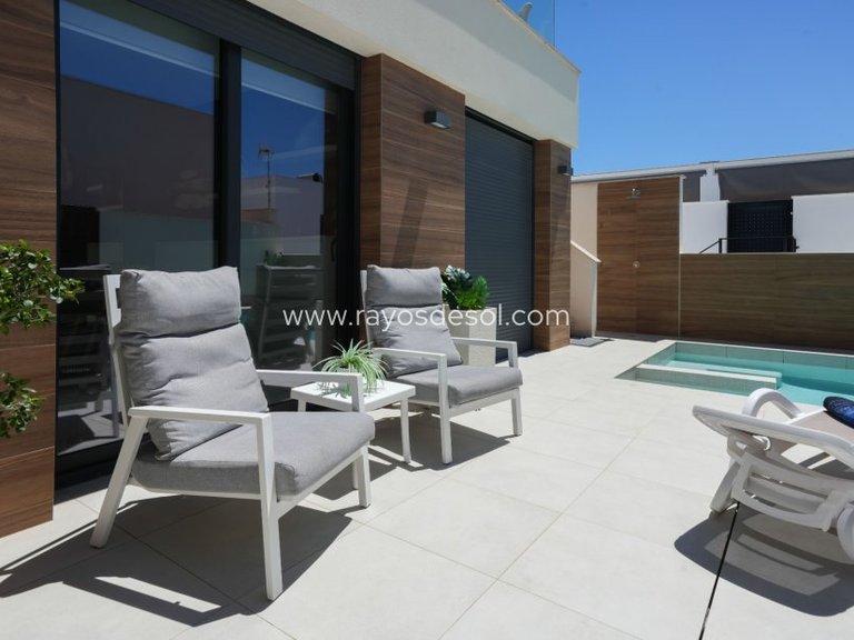 Villa for Sale in Benijofar, Alicante 7