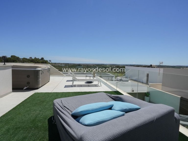 Villa for Sale in Benijofar, Alicante 45