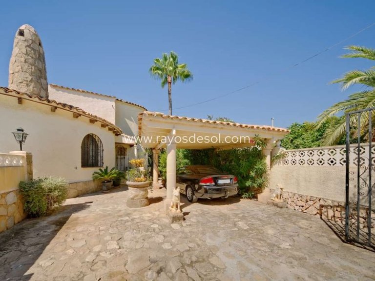 Villa for Sale in Calpe, Alicante 4