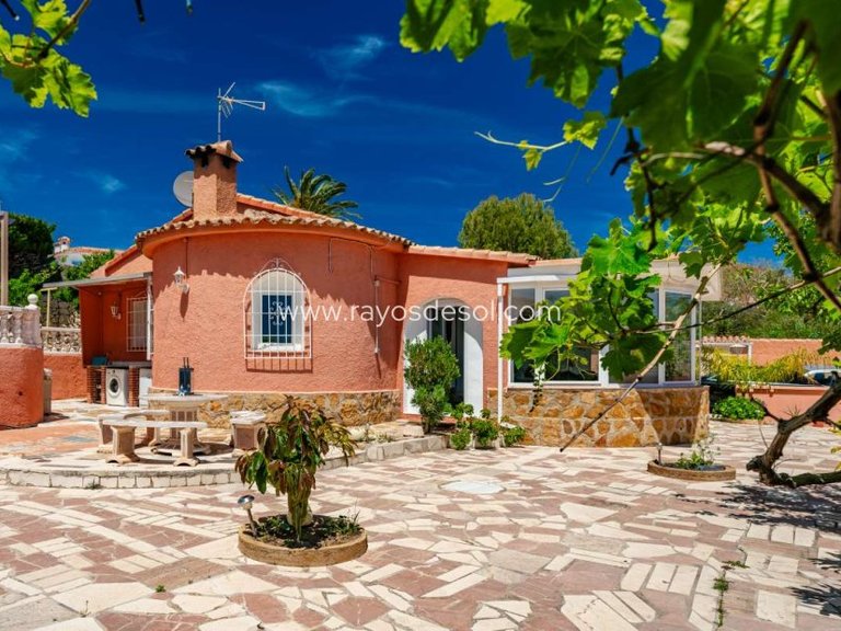 Villa for Sale in Calpe, Alicante 30