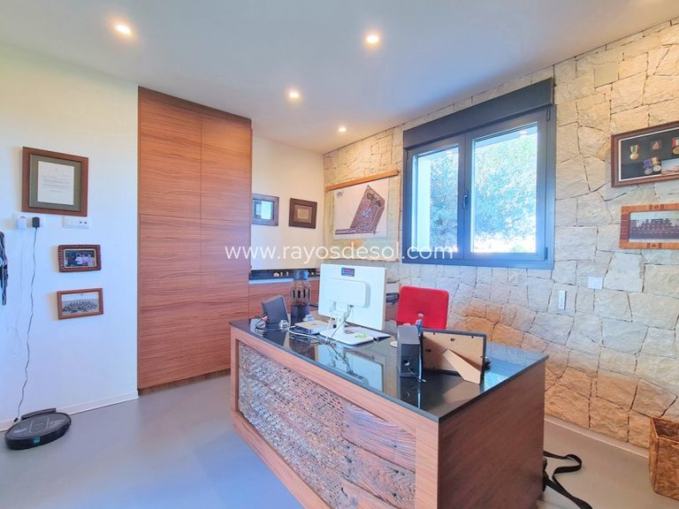 Villa for Sale in Los Alcazares, Murcia 10