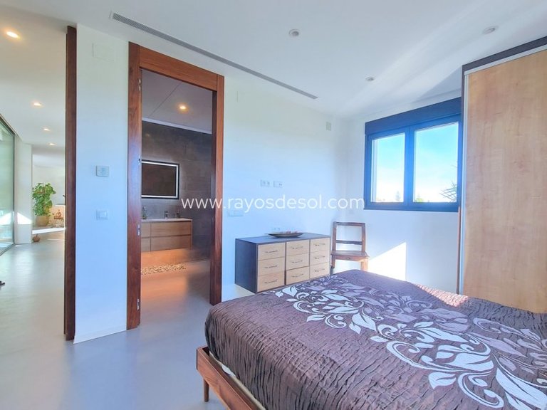 Villa for Sale in Los Alcazares, Murcia 19