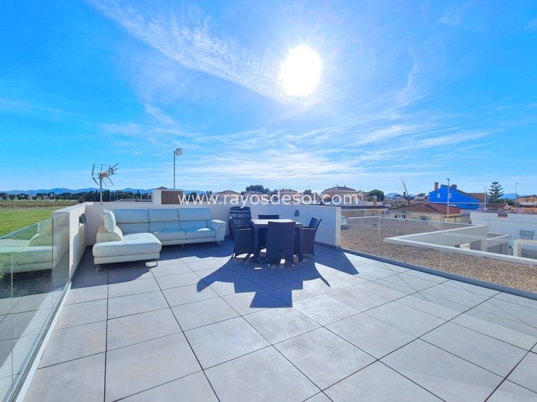 Villa for Sale in Los Alcazares, Murcia 26