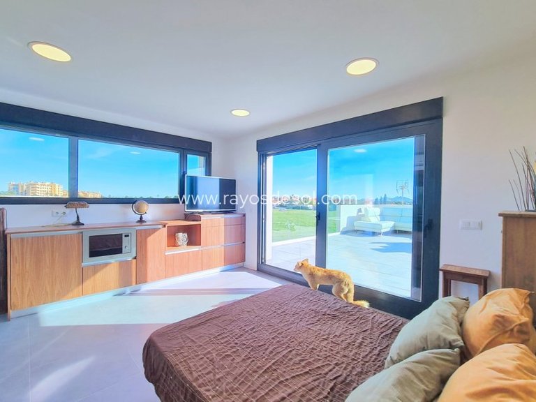 Villa for Sale in Los Alcazares, Murcia 33