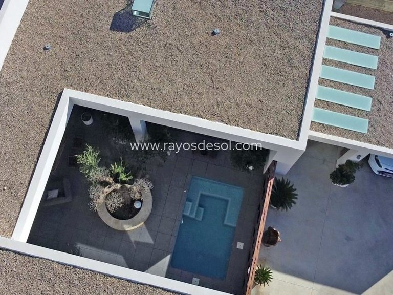 Villa for Sale in Los Alcazares, Murcia 37