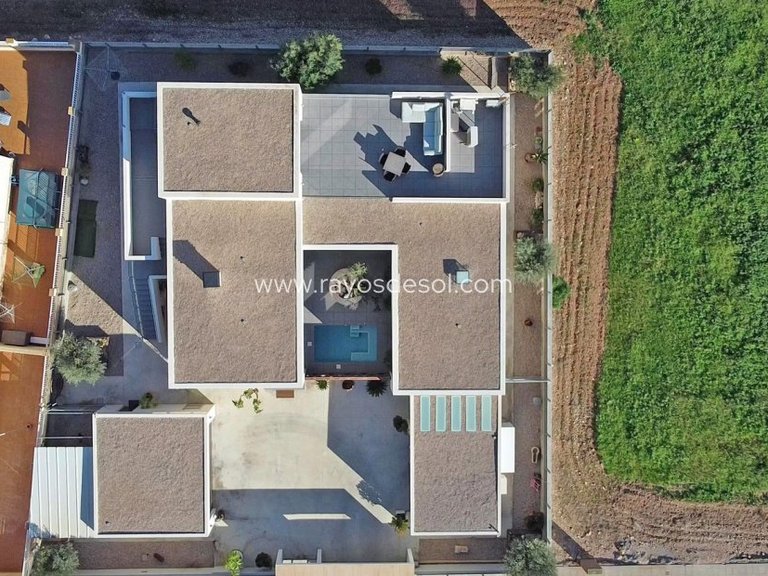 Villa for Sale in Los Alcazares, Murcia 38