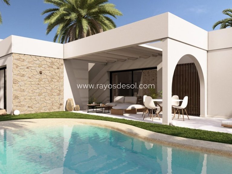 Villa for Sale in Altaona Golf And Country Village, Murcia 1