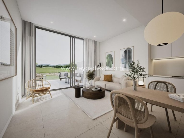 Villa for Sale in Los Alcazares, Murcia 2