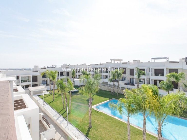 Apartment for Sale in Torrevieja, Alicante 30
