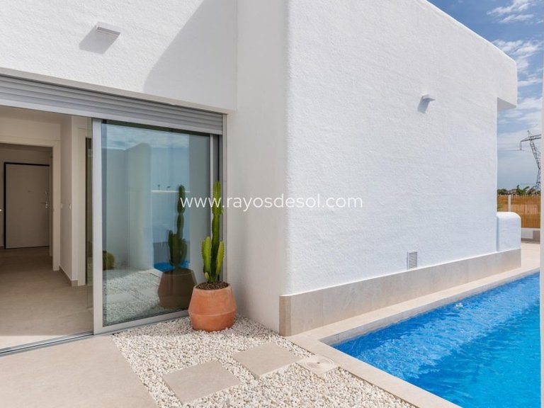 Villa for Sale in Los Alcazares, Murcia 5