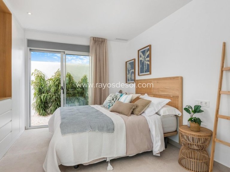 Villa for Sale in Los Alcazares, Murcia 18
