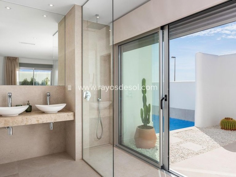 Villa for Sale in Los Alcazares, Murcia 23