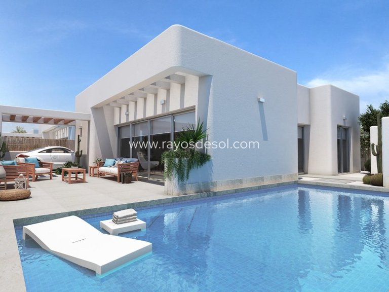 Villa for Sale in Los Alcazares, Murcia 38