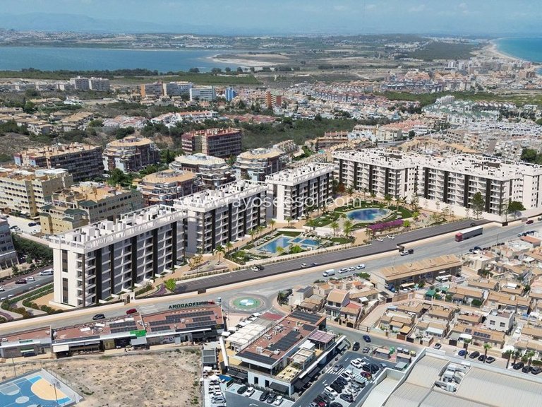 Apartment for Sale in Torrevieja, Alicante 10