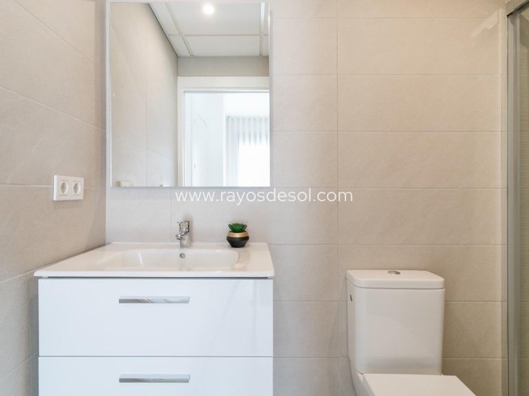 Apartment for Sale in Torrevieja, Alicante 34