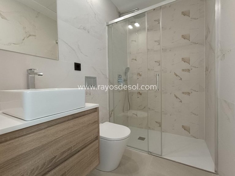 Villa for Sale in Benijofar, Alicante 12