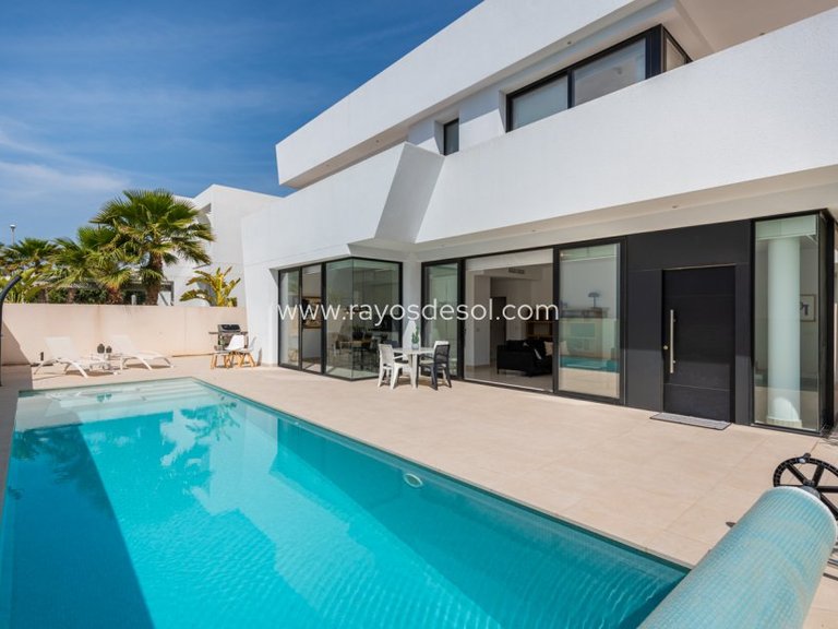 Villa for Sale in Ciudad Quesada/rojales, Alicante 25