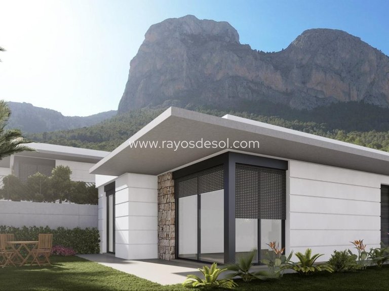 Villa for Sale in Polop, Alicante 1