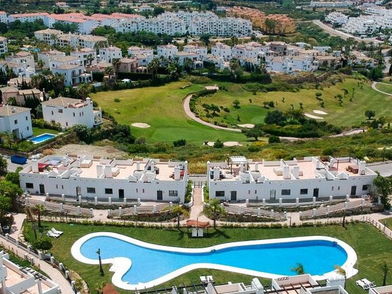Town House for Sale in Estepona, Malaga 30