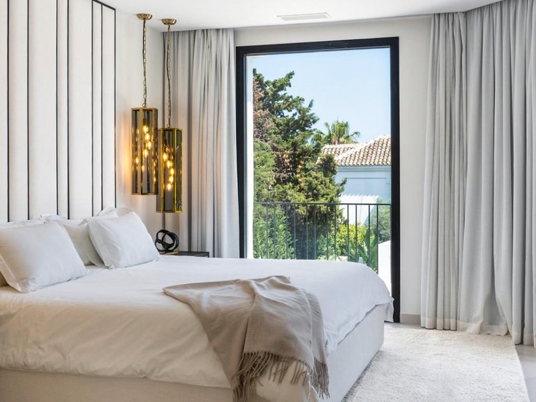 Villa for Sale in Marbella, Malaga 15