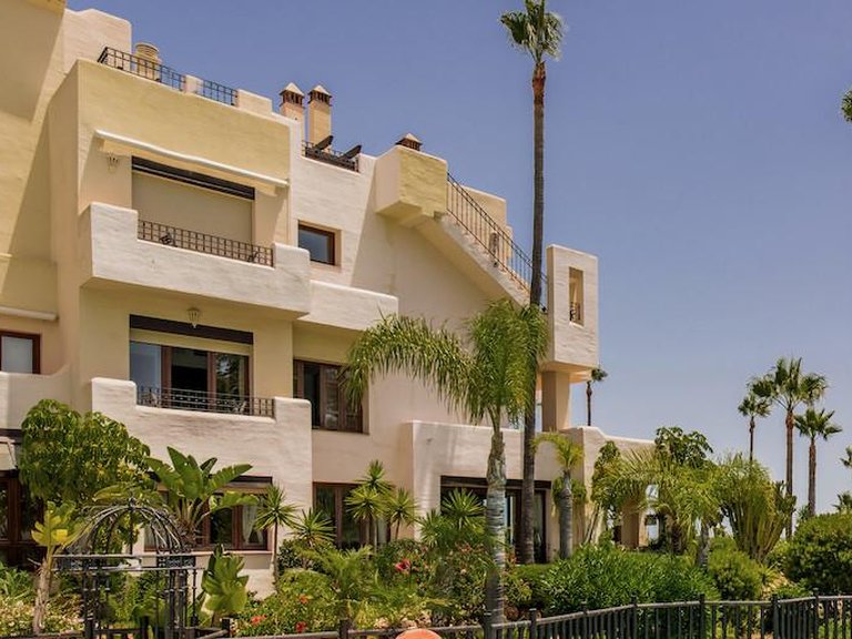 Apartment for Sale in Estepona, Malaga 28