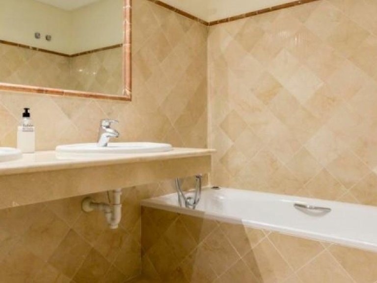 Town House for Sale in Marbella, Malaga 25