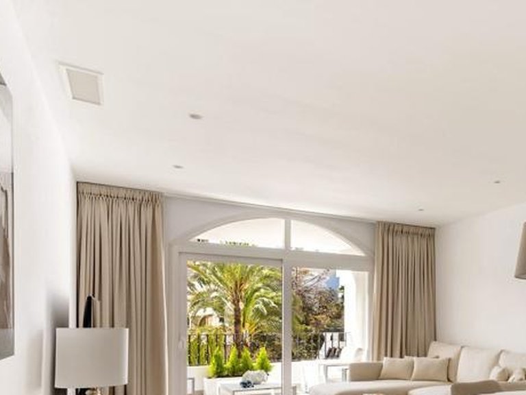 Town House for Sale in Marbella, Malaga 16