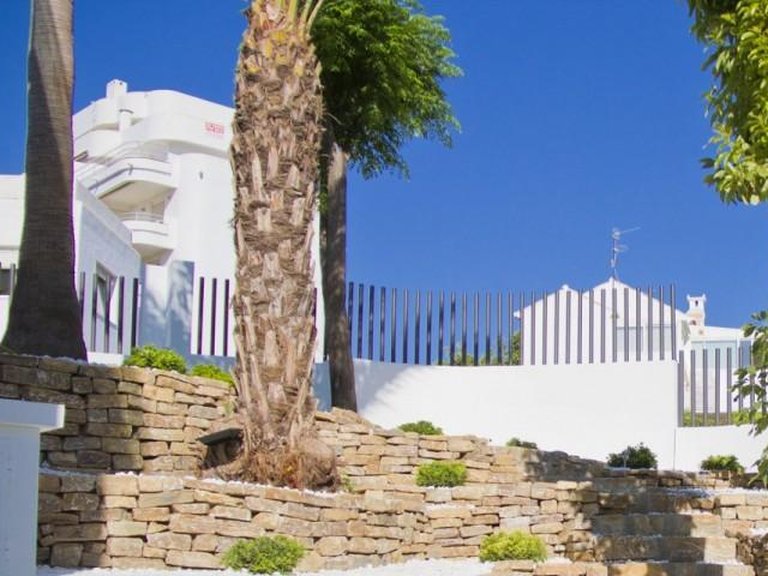 Villa for Sale in Estepona, Malaga 29