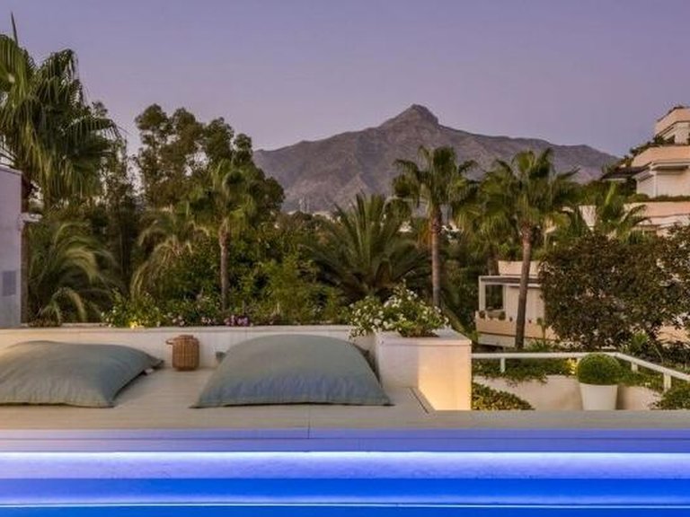 Town House for Sale in Marbella, Malaga 16
