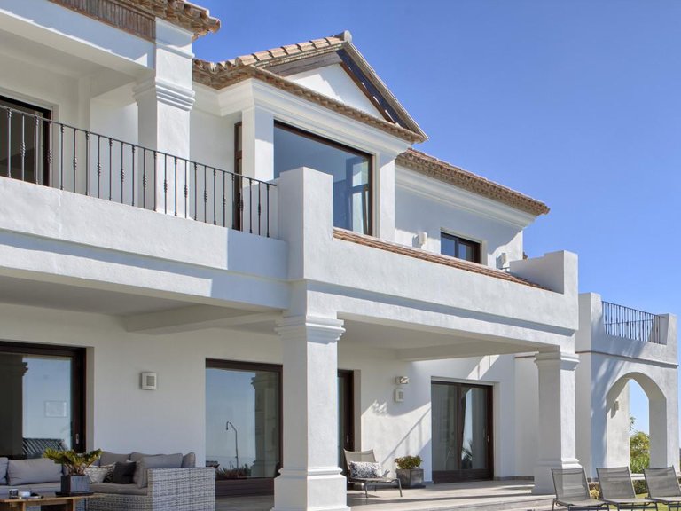 Villa for Sale in Benahavis, Malaga 21