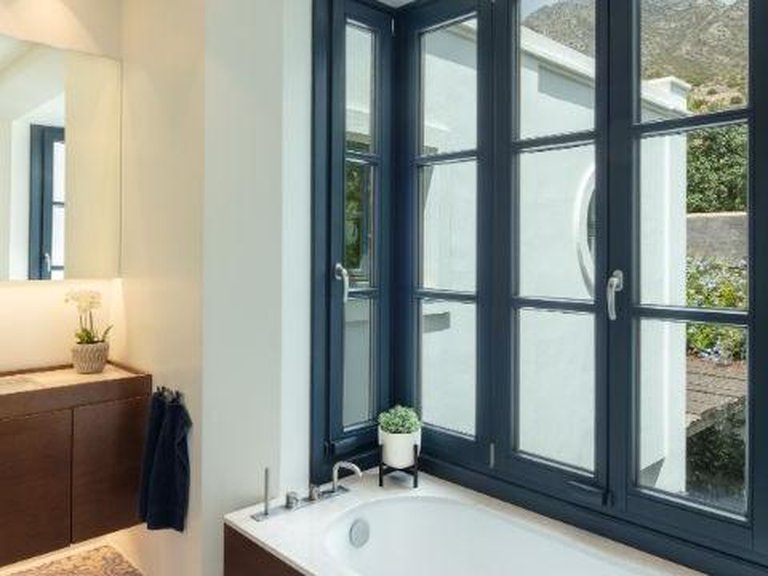 Villa for Sale in Marbella, Malaga 28