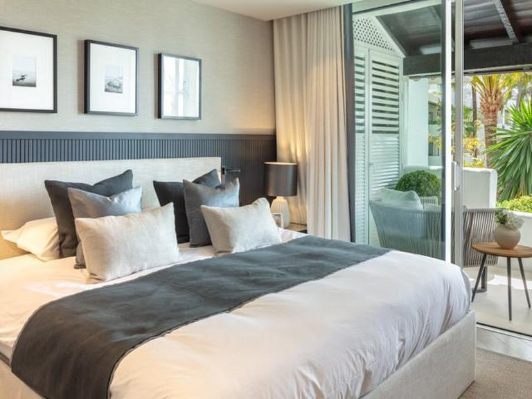 Apartment for Sale in Marbella, Malaga 25