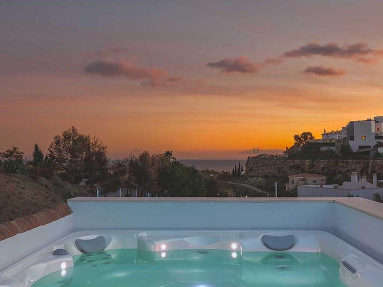Apartment for Sale in Marbella, Malaga 31